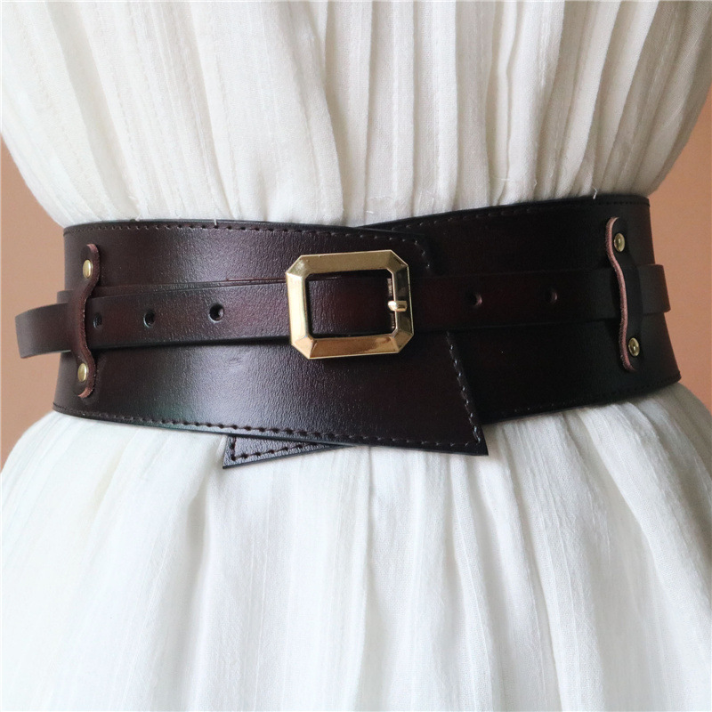 Belt With Dress Shirt To Close The Waist