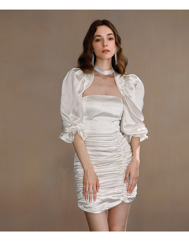 Backless White Dress, picture 7 of 8
