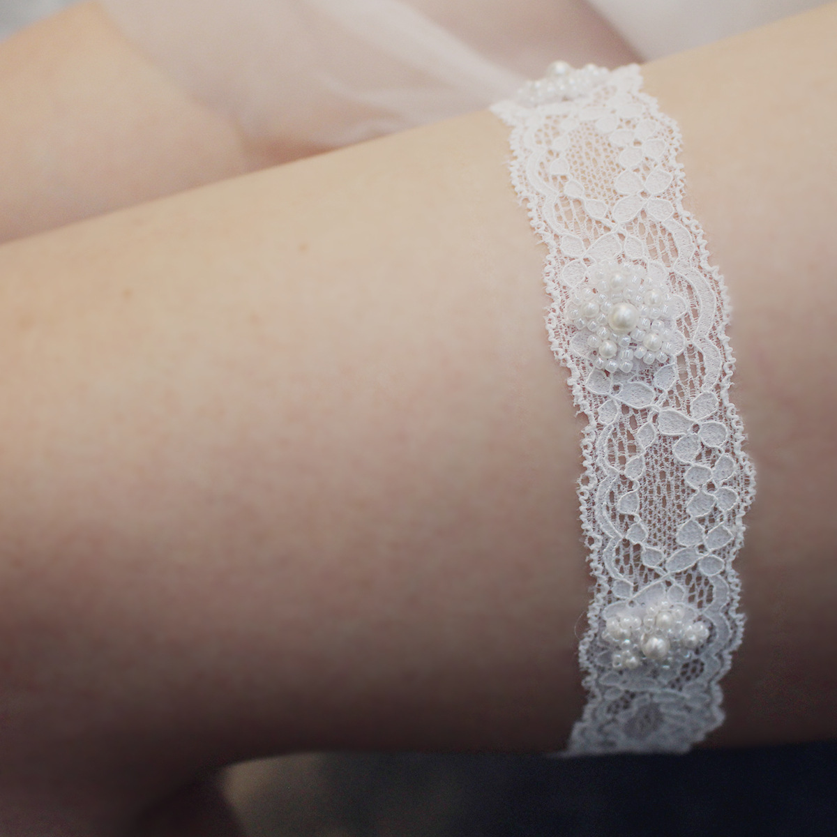 Title 4, Lace Flower Bridal Thigh Ring Garter