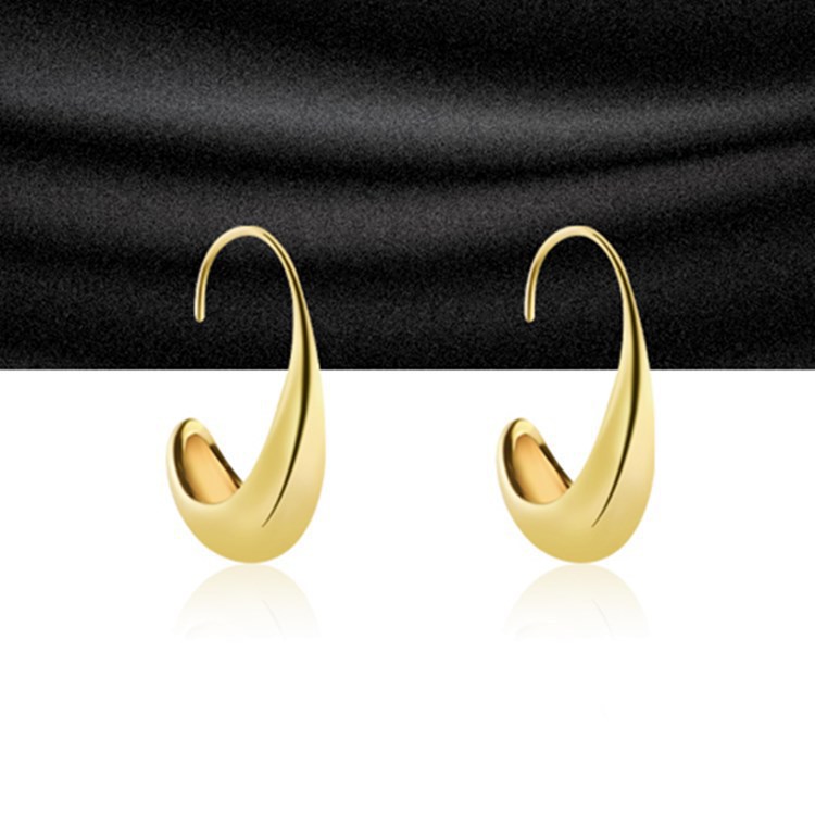 Exaggerated Cold Wind C-shaped Earrings