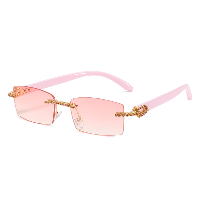 Title 5, Trendy Diamond-cut Square Glasses