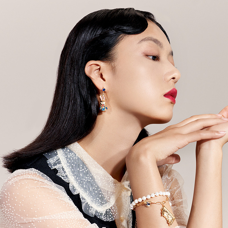 Famous Painting Cover Face Screaming Rabbit Characteristic Drip Earrings