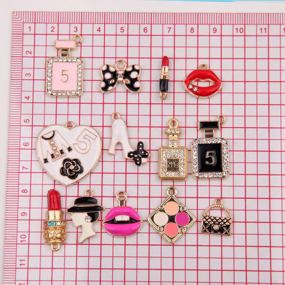 DIY Jewelry Accessories Small Fragrance Fashion Series Diamond Lipstick Powder Cake Pan Earrings Necklace Pendant