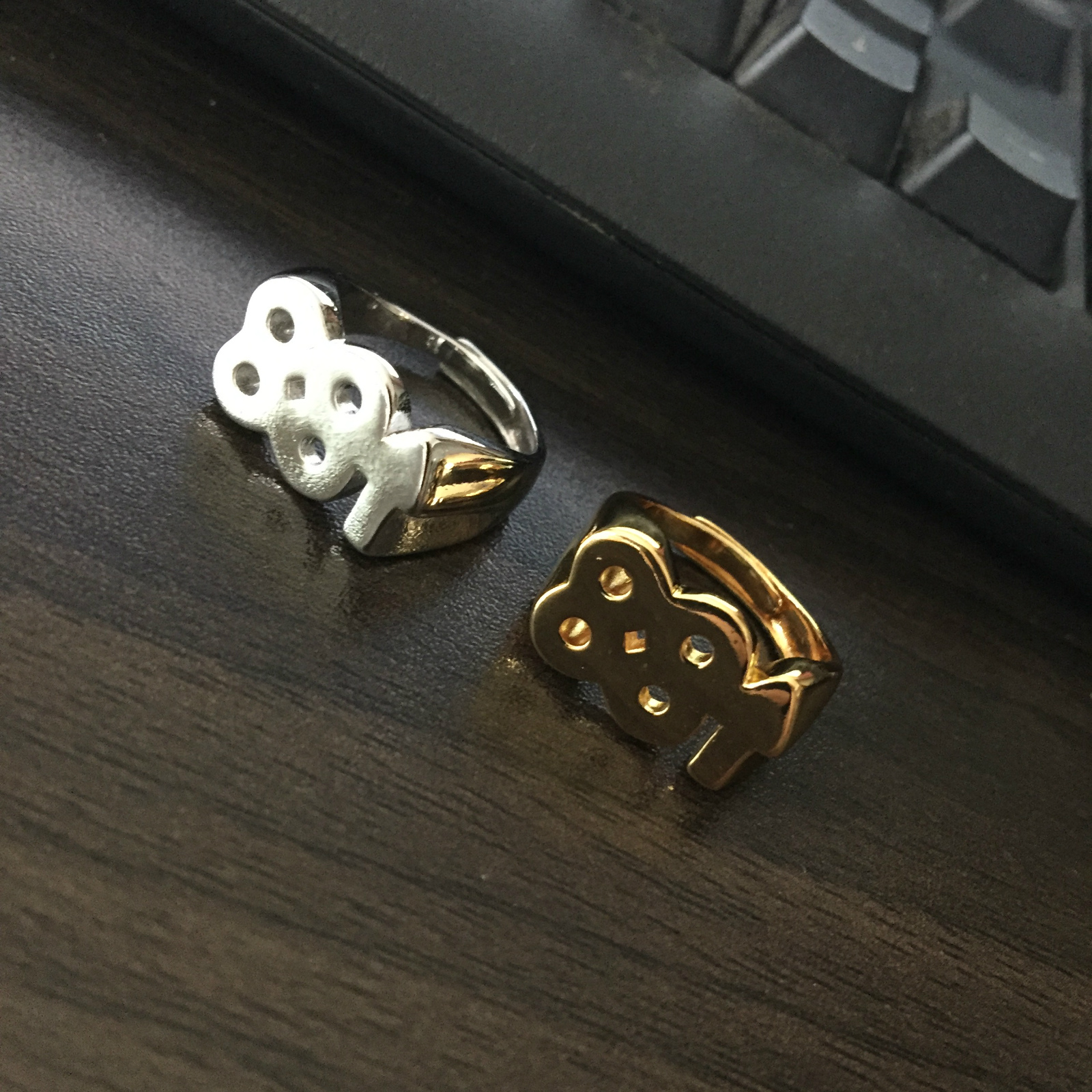 Rich Chigga Rap Hip Hop Mini Diamond Small Gem Pendant Men's And Women's Red Sapphire Necklace