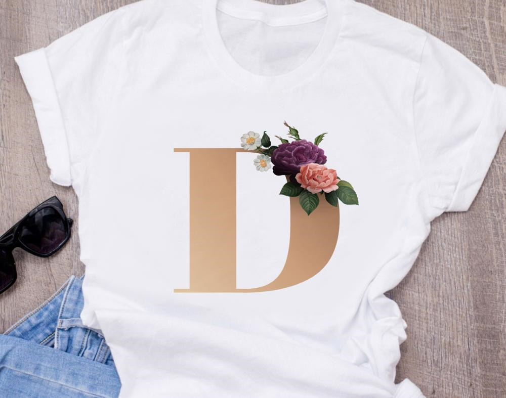 Title 10, T-shirt oversize con 26 lettere inglesi stampat...