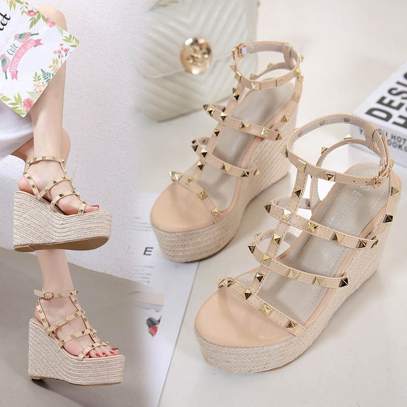 Sponge Cake Platform Rivet High-heeled T-strap Roman Heightened Wedge Sandals