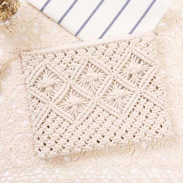 Simple Tassel Hand Holding Straw Woven Retro Hand Woven Bag White - Shop at LoveMi