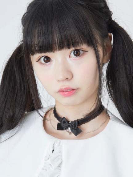 Sweet And Lovely Bow Chain Love Pendant