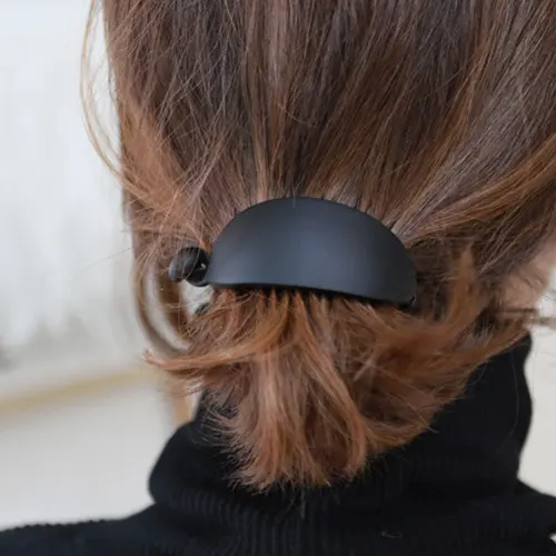 Morandi Color Banana Clip Curved Ponytail Hair Vertical Twist