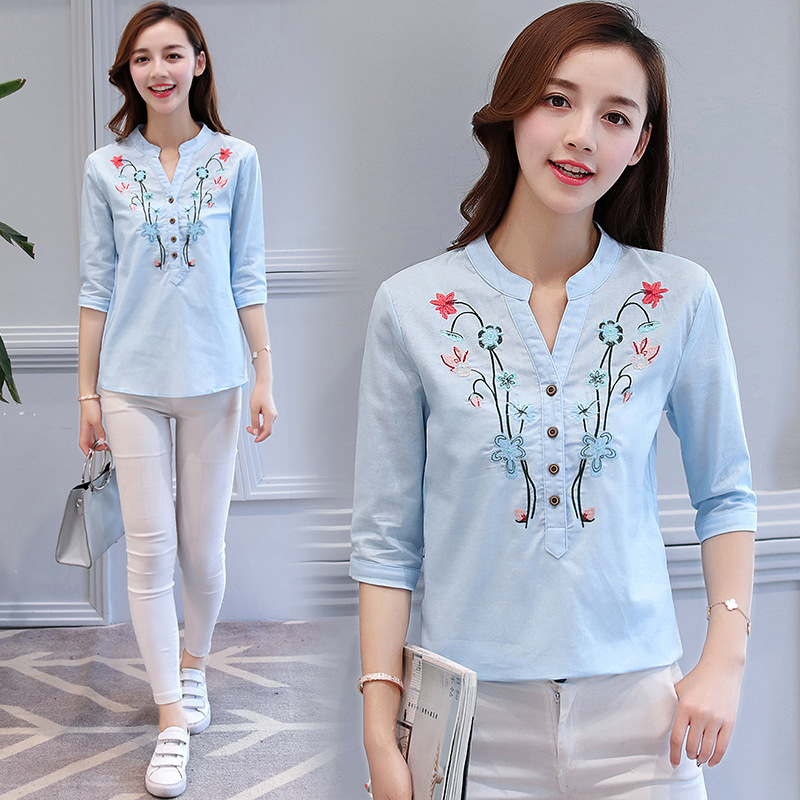 Title 1, A Linen Embroidered V-neck Shirt With Seven - Q...