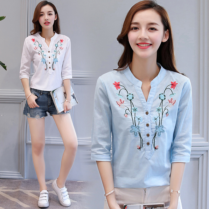 Title 2, A Linen Embroidered V-neck Shirt With Seven - Q...