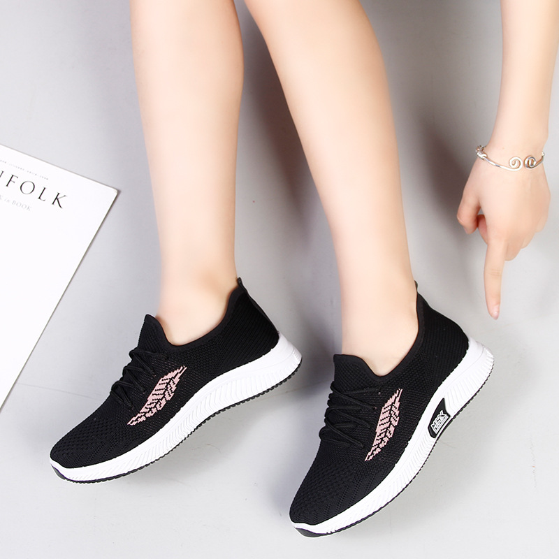 Breathable Fly-knit Shoes For Mothers With Soft Sole — view 2