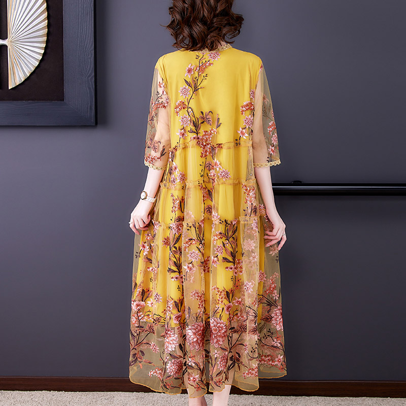 Female Noble Western Style Ladies Temperament Age-reducing Floral Skirt