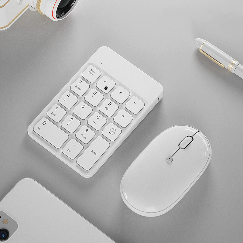 White Bluetooth keyboard and m