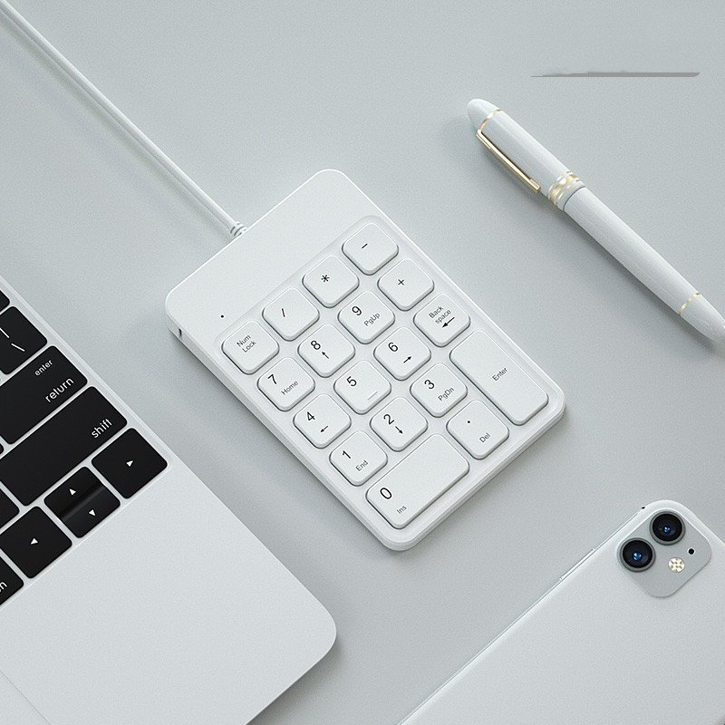 White wireless keyboard