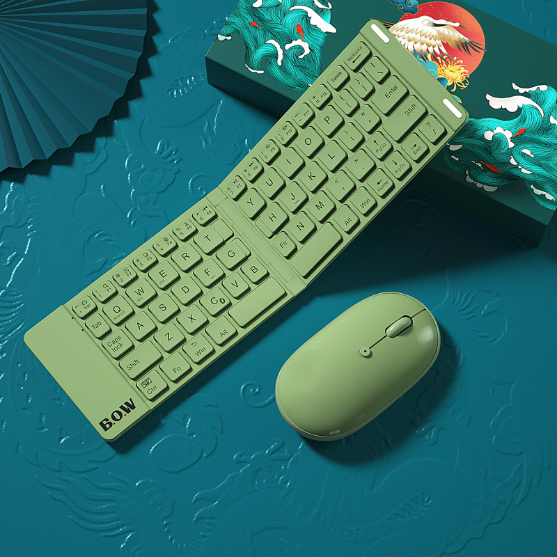 Retro Green keyboard and mouse