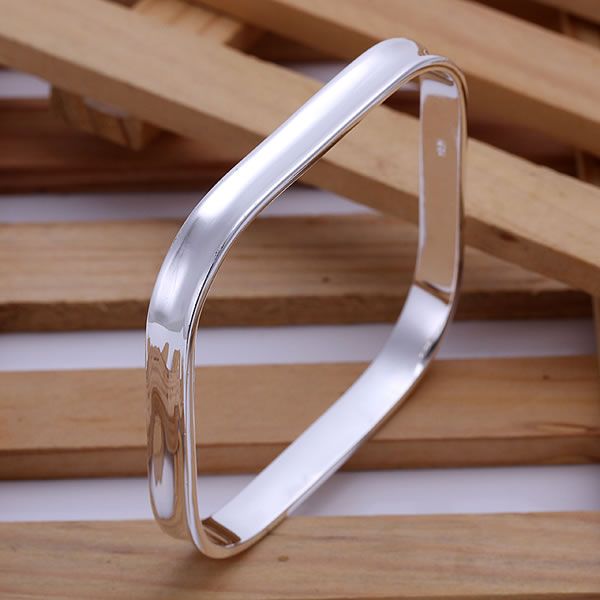 Fashion Jewelry Wordless Small Square Bracelet