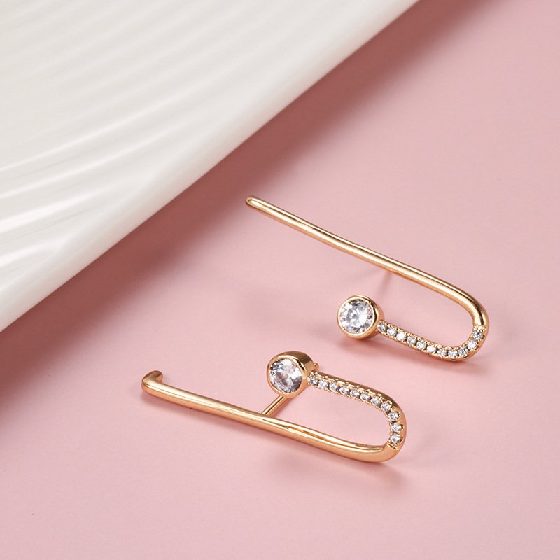 Geometric Line Hook And Diamond Fashion Zircon Earrings