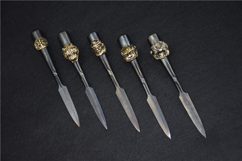 Home Creative Lion Head Tea Knife