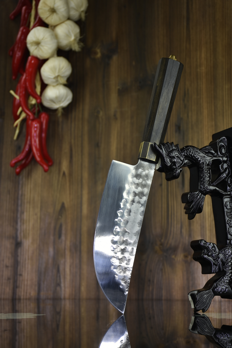 سكين مطبخ صغيرة بتصميم يانسون