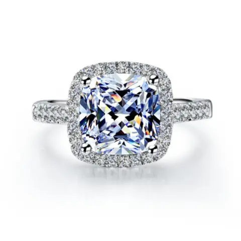 Ladies Moissanite 1 Carat Diamond Ring Luxury Round Princess