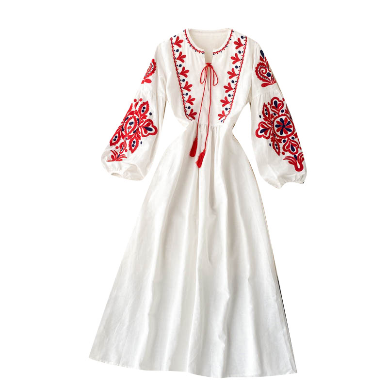 Bohemian Ethnic Embroidery Flowers Round Neck Lantern Sleeve Pleated Long Skirt — image 1