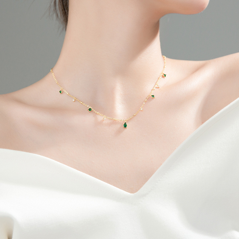 S925 Silver Necklace Female Korean Version Square Green Water Drop Green Diamond Small  And Sweet Clavicle Chain