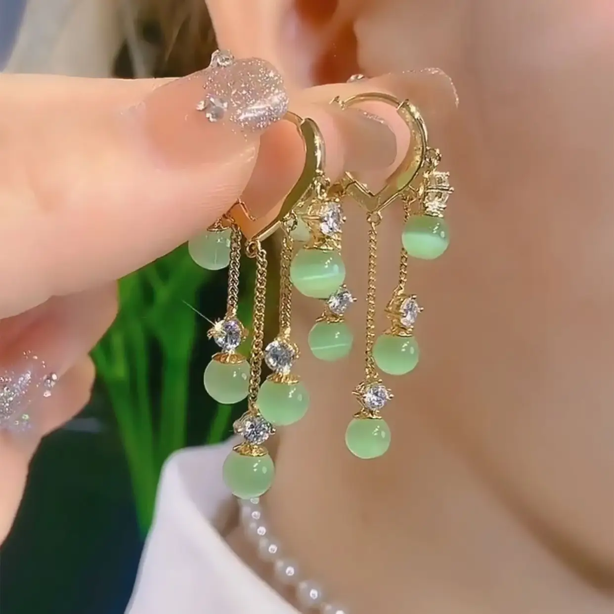 Niche Design Emerald Opal All-match Heart-shaped Tassel Earrings