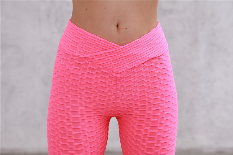 Title 5, Hip-hugging thin leggings and yoga pants for ul...