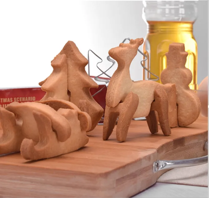 Christmas Cookie Cutter Set, Stainless Steel Gingerbread House and Holiday Shapes for Baking (8, 10 or 18 Pieces) - detail photo 7