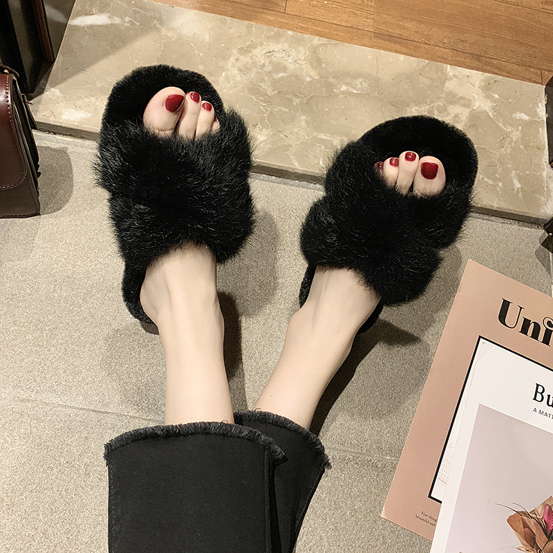 Title 6, Cross fur slippers