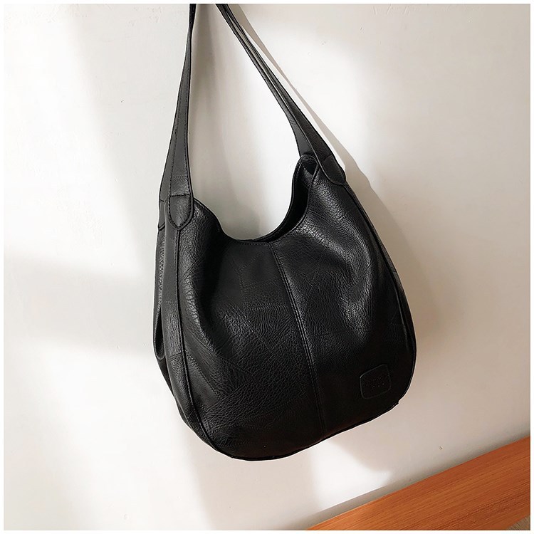 Title 4, Ladies One Shoulder Bag Comfortable Oil Surface...