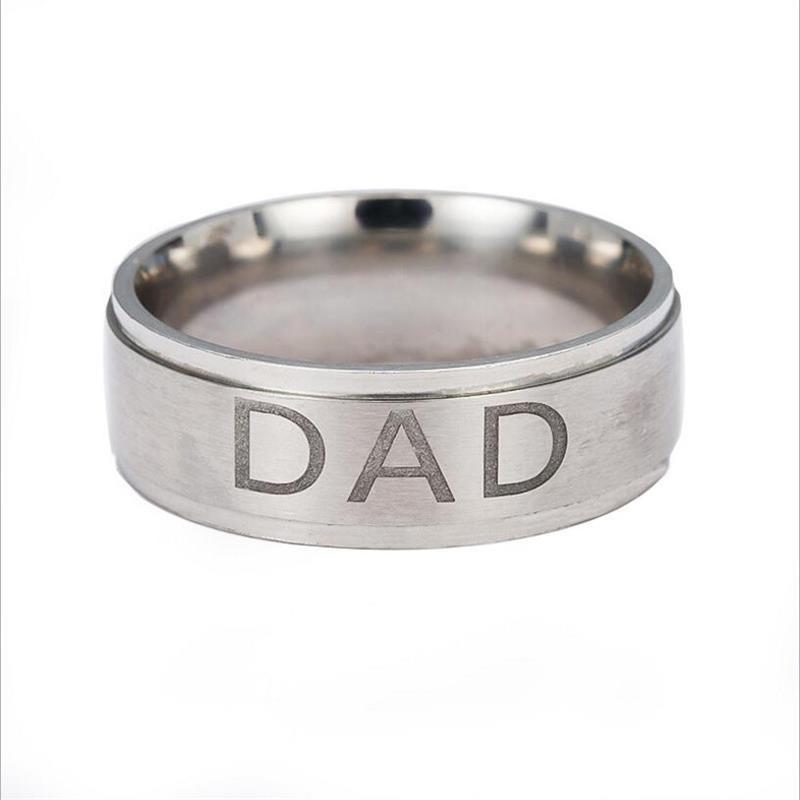 Title 3, Gepersonaliseerde monogram ring van titanium st...