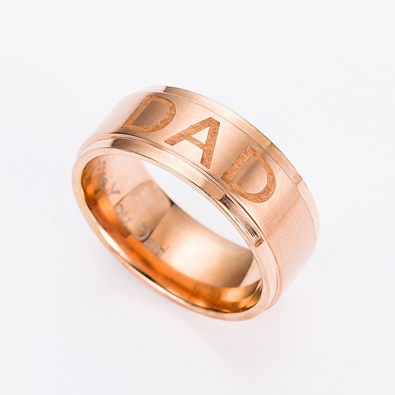 Title 8, Gepersonaliseerde monogram ring van titanium st...