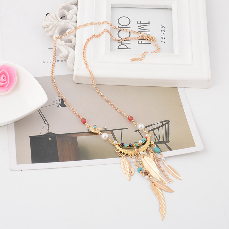 Title 2, Long Sweater Chain Tassel Leaf Pendant