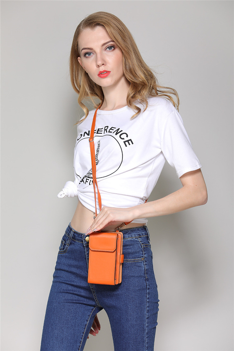 Title 8, Neue Crossbody-Handtasche