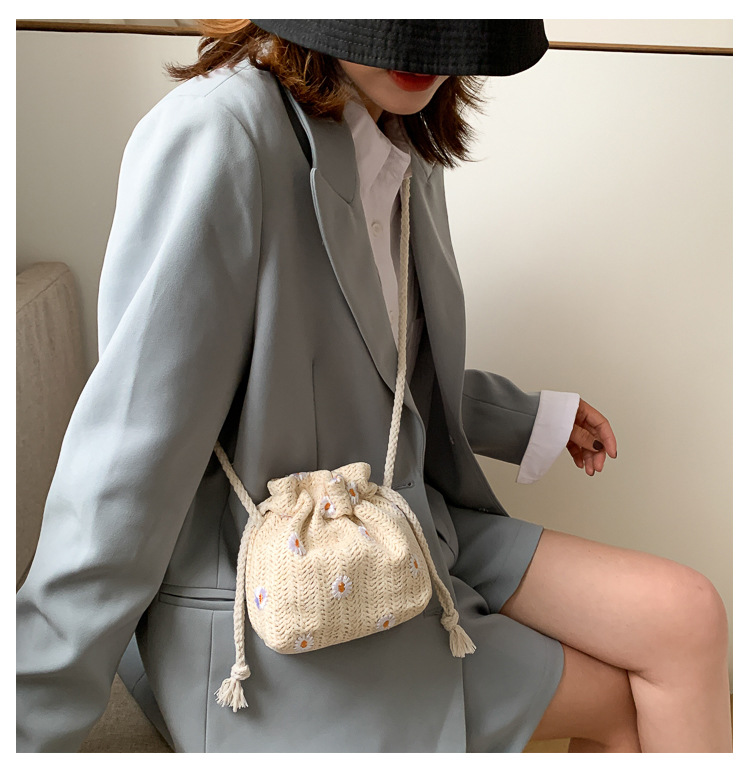 Title 2, Nieuwe All-Match Bucket Bag Handtas, Past overa...