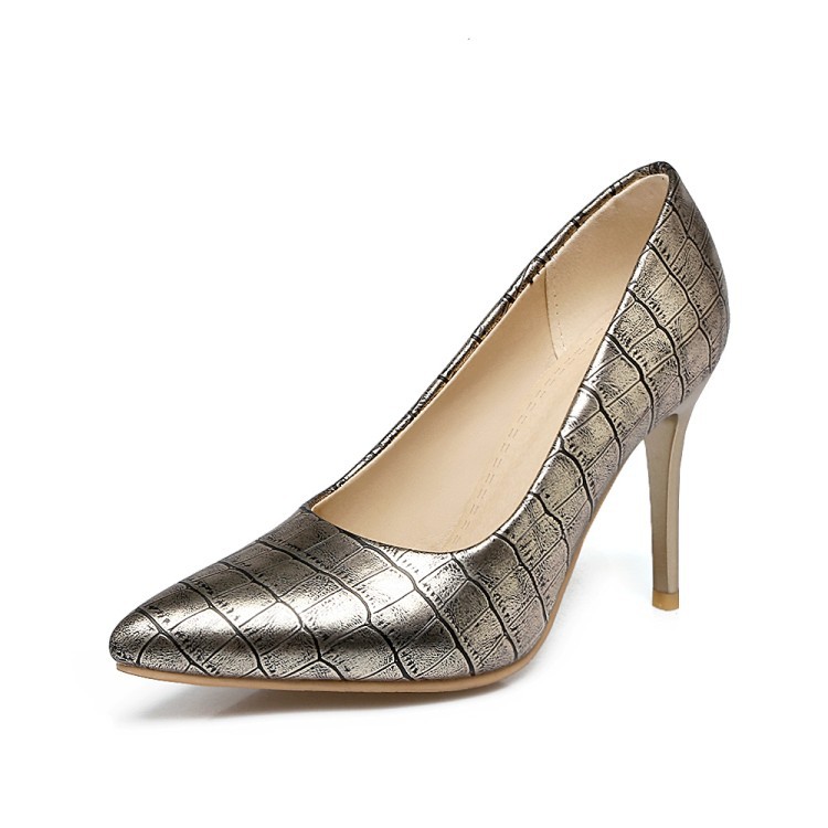 Title 3, Elegante spitz-Stilettos mit rutschfester Sohle...