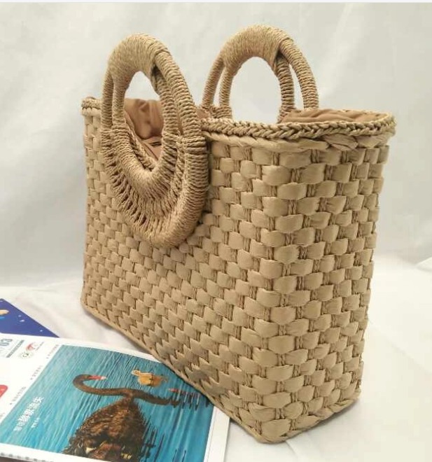 Title 9, Wooden handle beach bag handbag Stylish and spa...