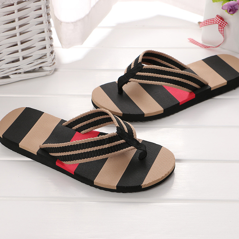 Title 18, Sommer Koreanische Trend Herren Badeslipper. Be...