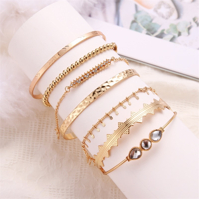 Title 3, Ethnic 7-piece bracelet with diamonds