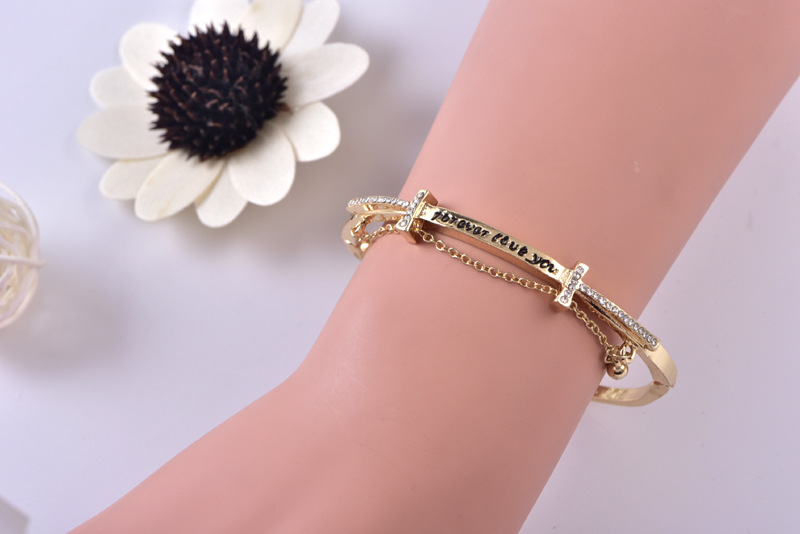 Title 6, Fashionable wild bracelet jewelry