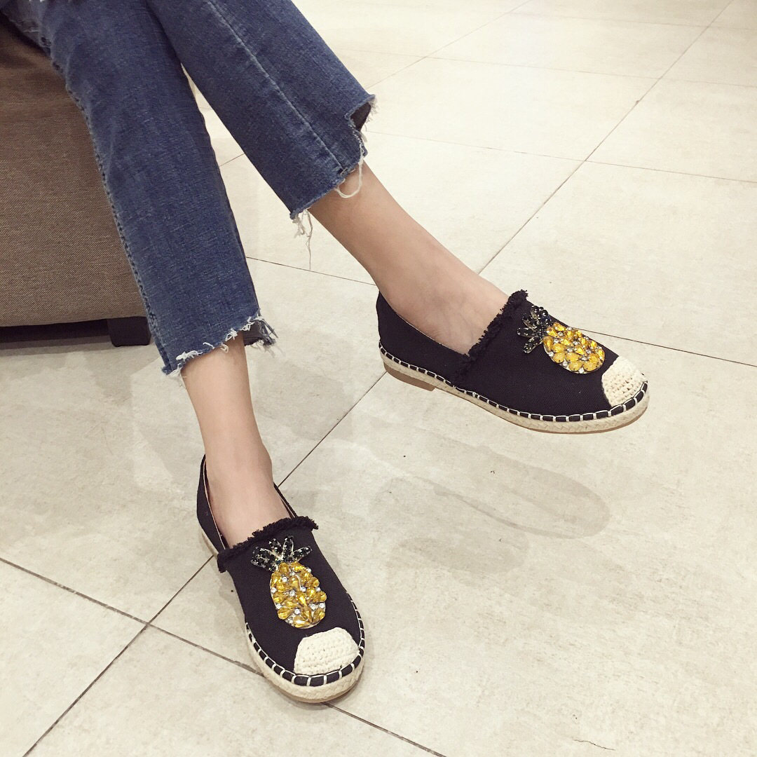 Title 5, Pineapple Rhinestone Flats