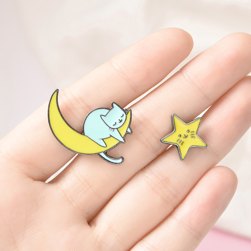 Title 9, Creative Cute Smiling Little Star Paint Brooch ...