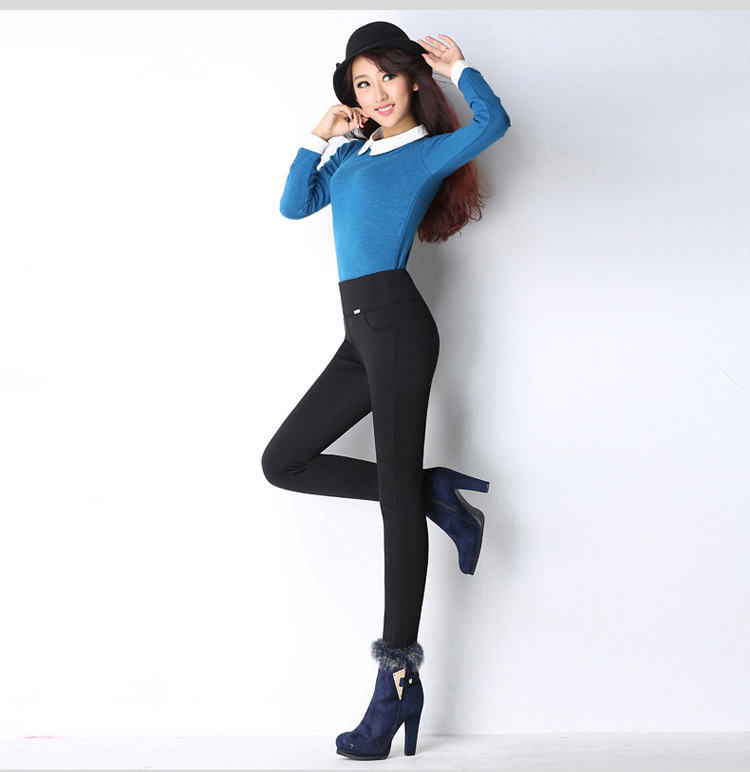 Title 7, High waist velvet padded leggings, designed for...