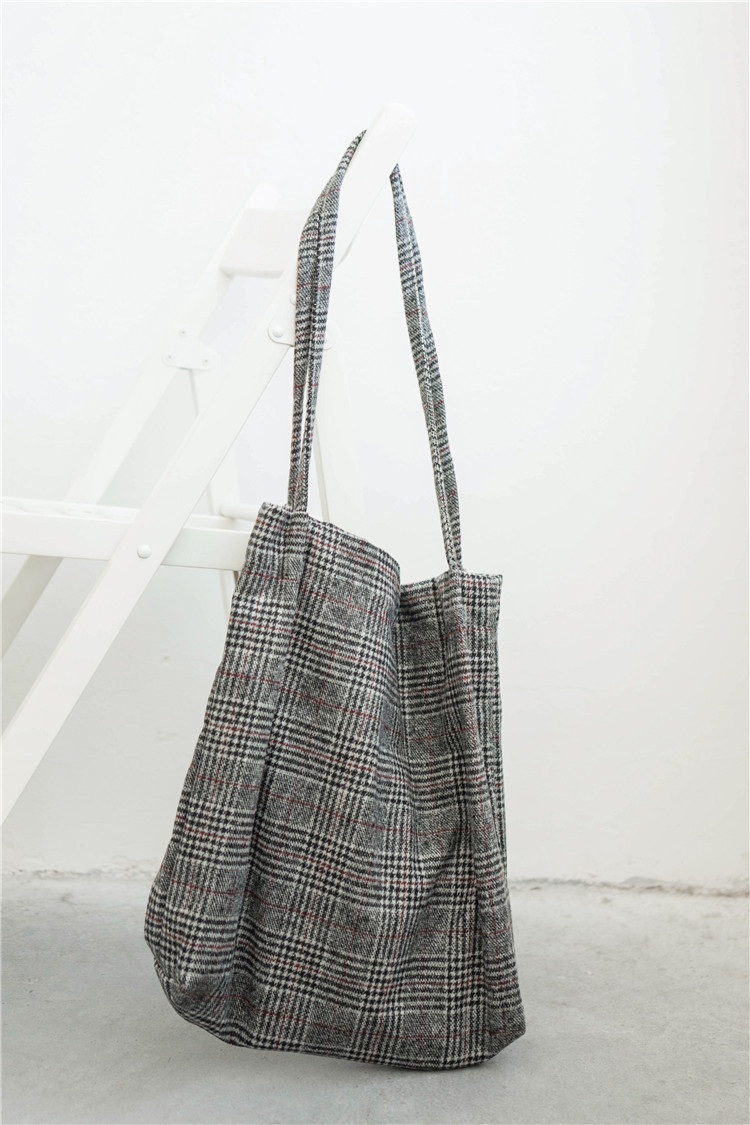 Title 2, New Japanese big bag portable wool plaid should...