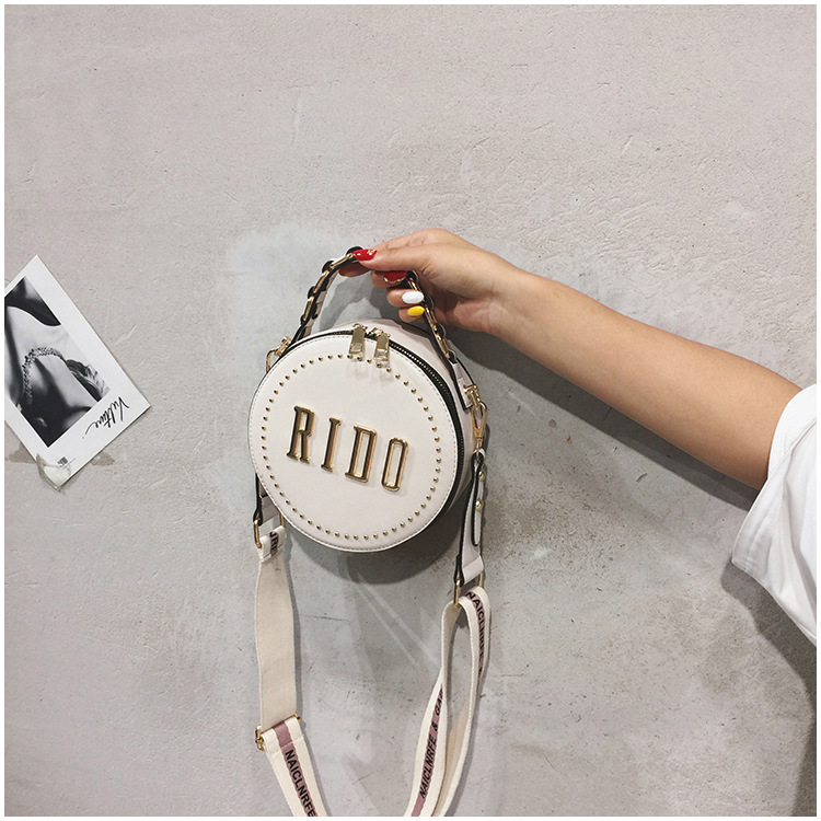 Title 10, Rivet small round bag