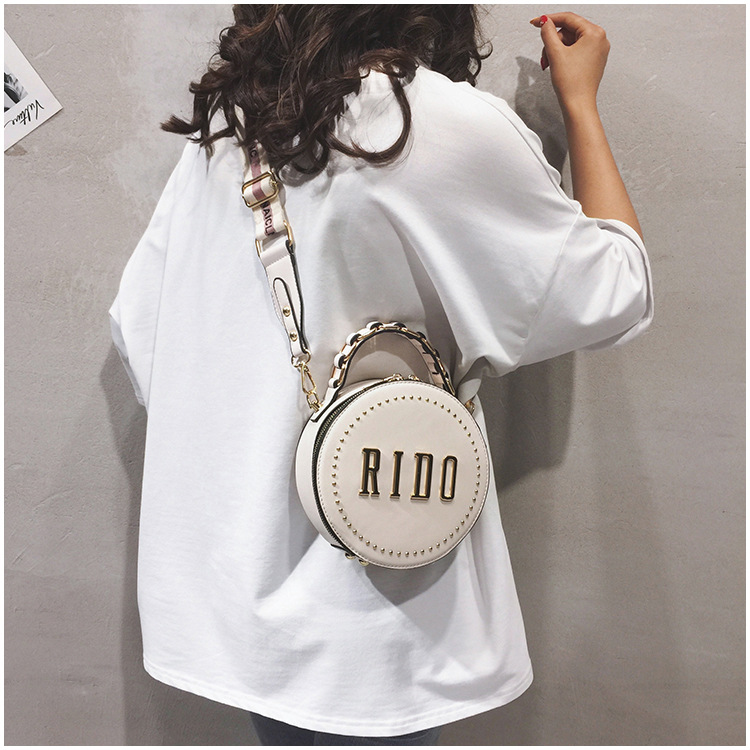 Title 12, Rivet small round bag