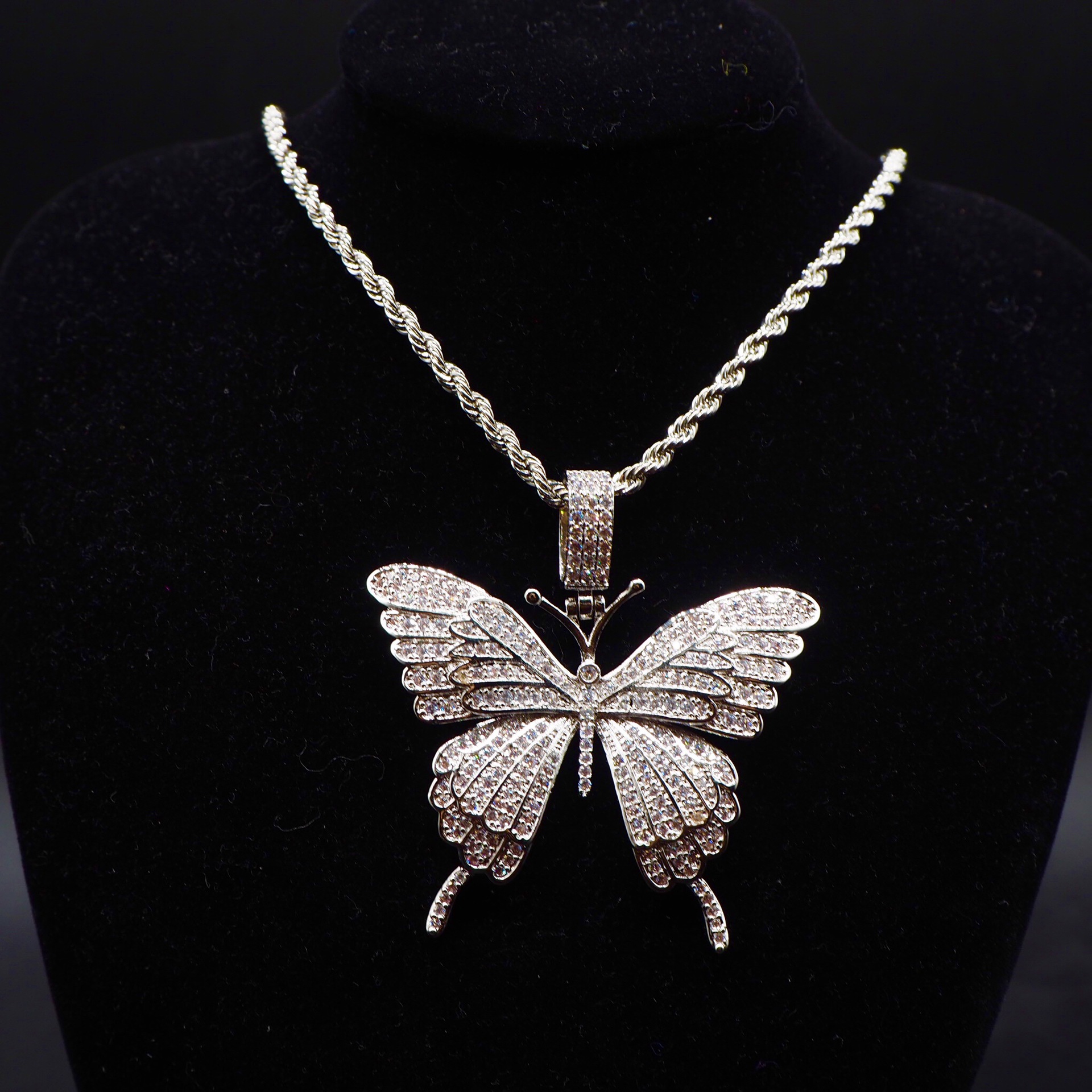 Title 4, Butterfly pendant for women. A beautiful and de...