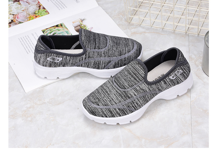 Title 4, Casual cloth walking shoes